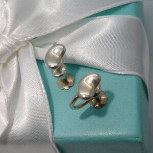 Tiffany & Co. Elsa Peretti Sterling Silver Bean Screw Back Stud Earrings